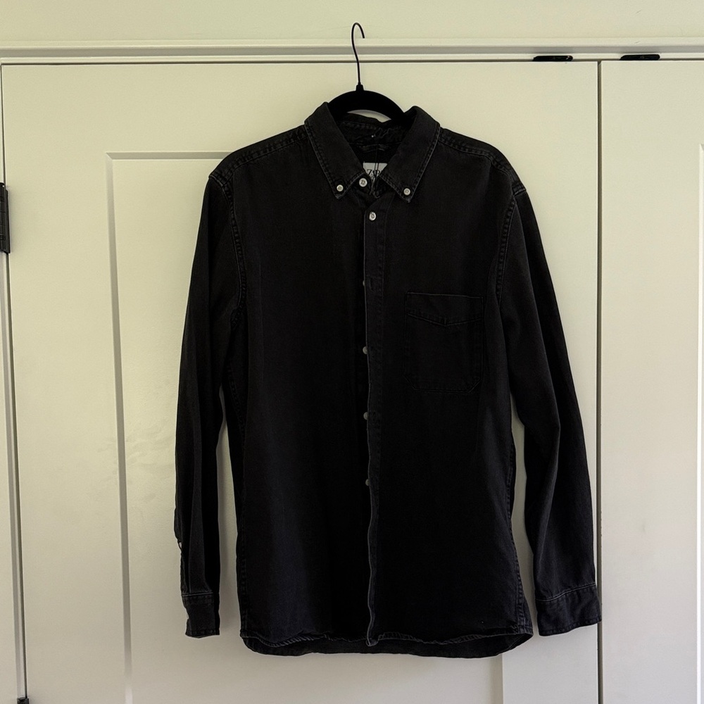 Men's Black Washed Denim Button-Up Shirt in L